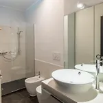 Guesthost - Seaview Apartman